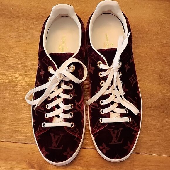 Authentic Louis Vuitton Front Row Red Velvet Monogram Patent Sneakers Shoes 39 - Picture 1 of 7